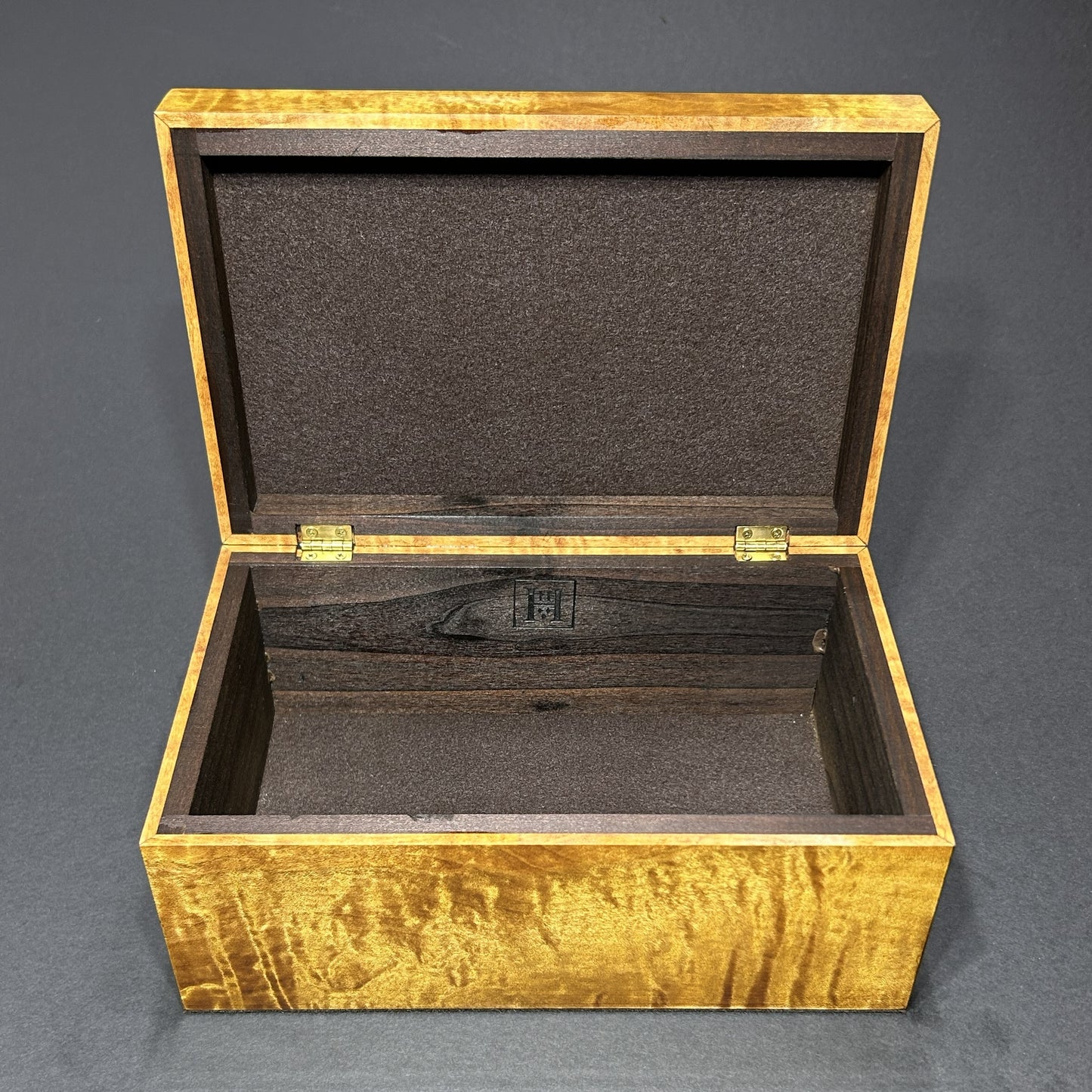 Flamed Western Maple (L)