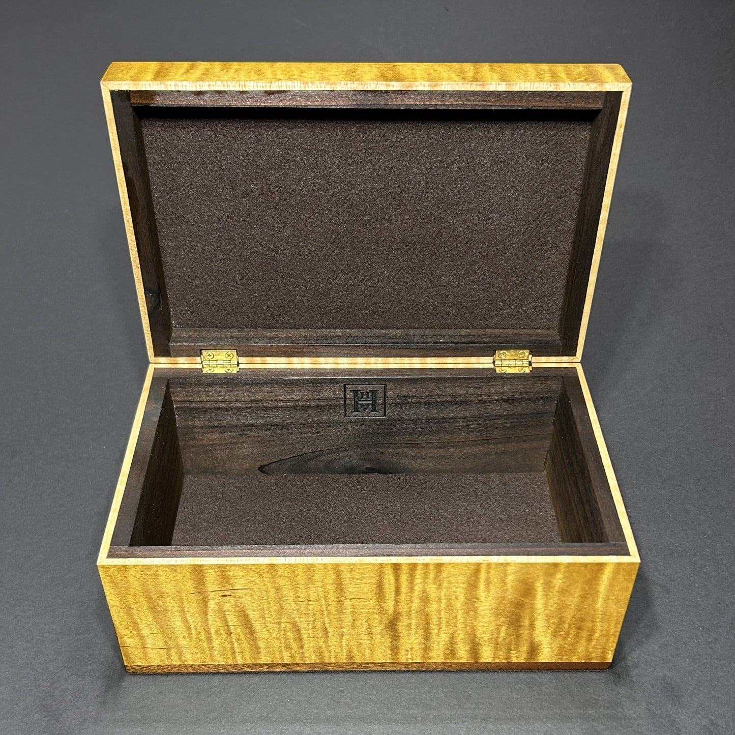 Flamed Western Maple (L)