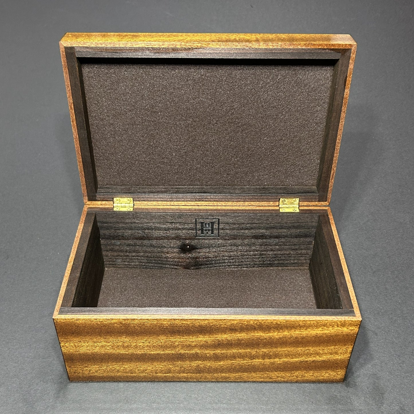 Quartersawn Sapele (L)