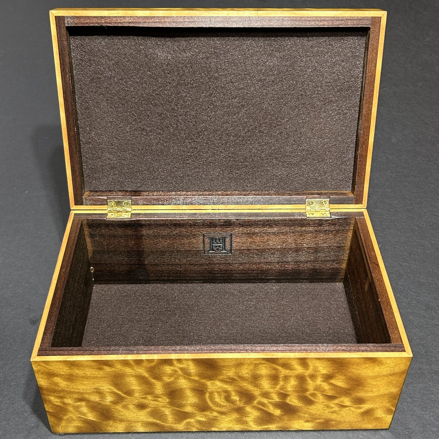 Quilted Western Maple