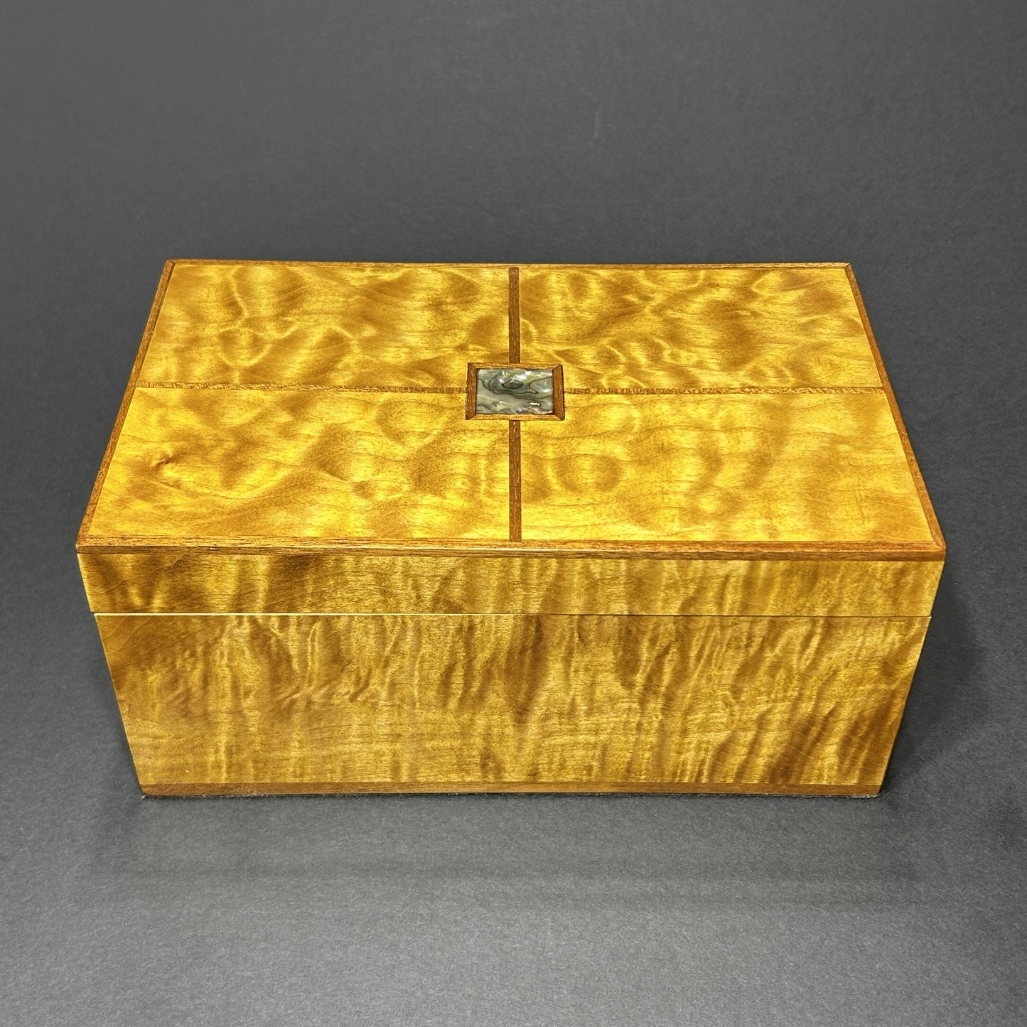 Flamed Western Maple (L)