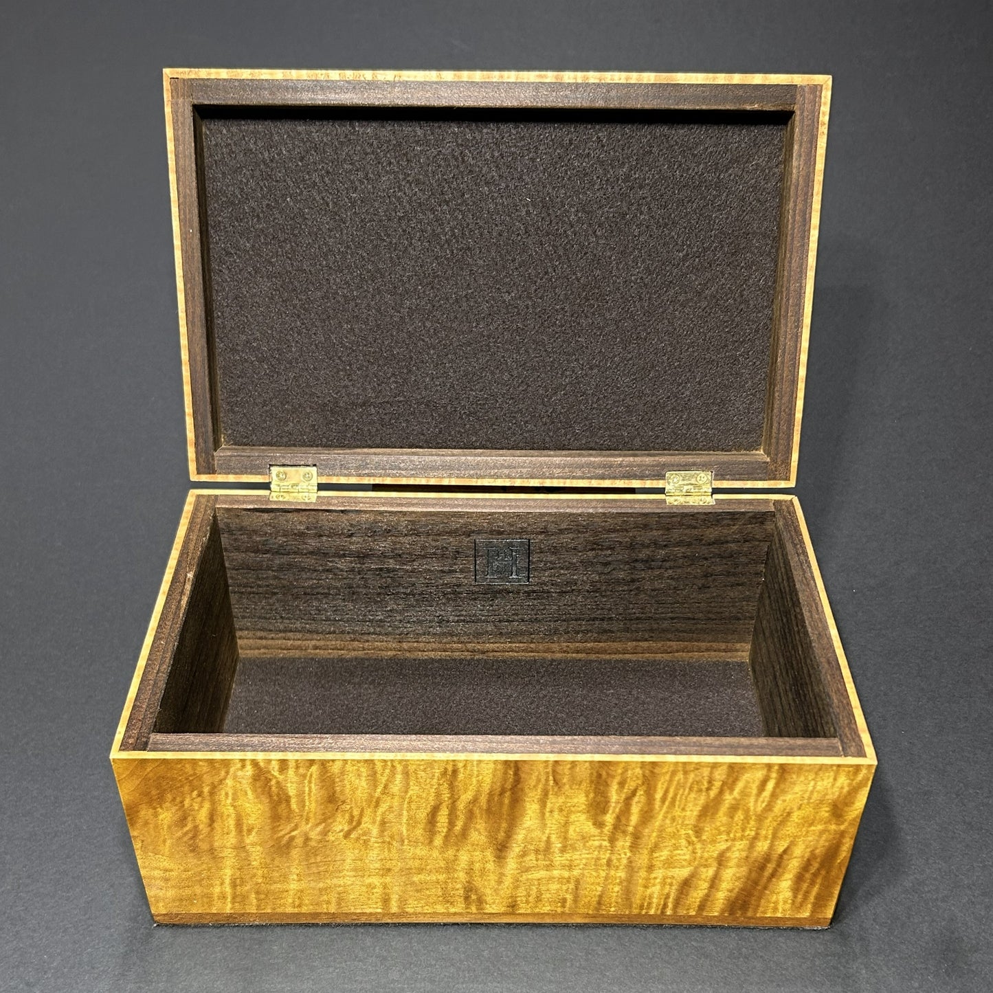 Flamed Western Maple (L)