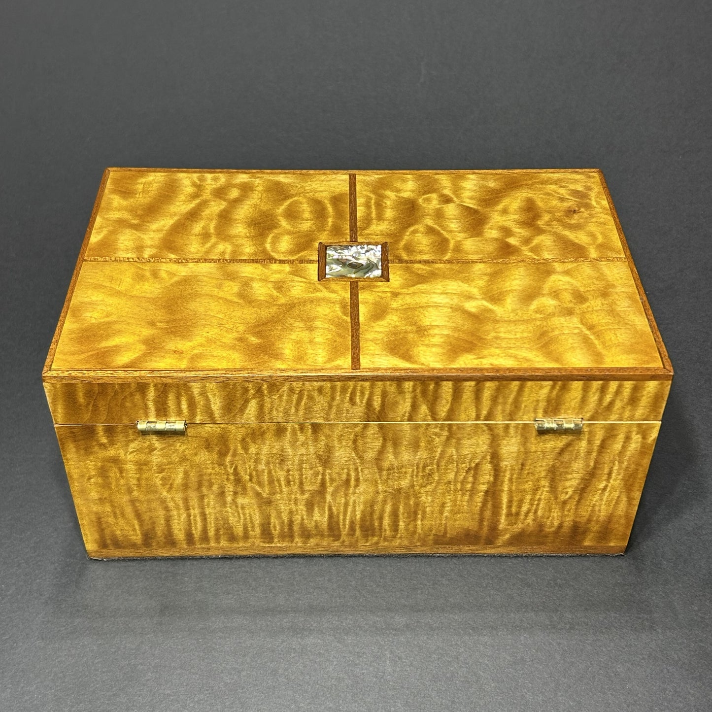 Flamed Western Maple (L)