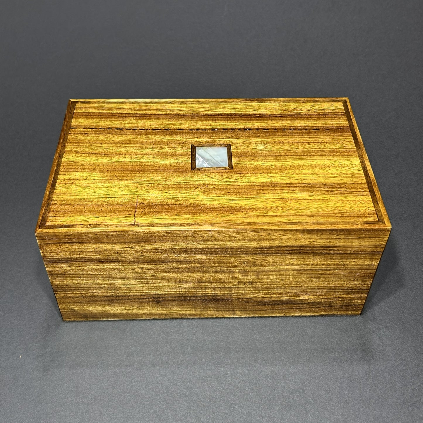 Quartersawn Zebrawood (L)