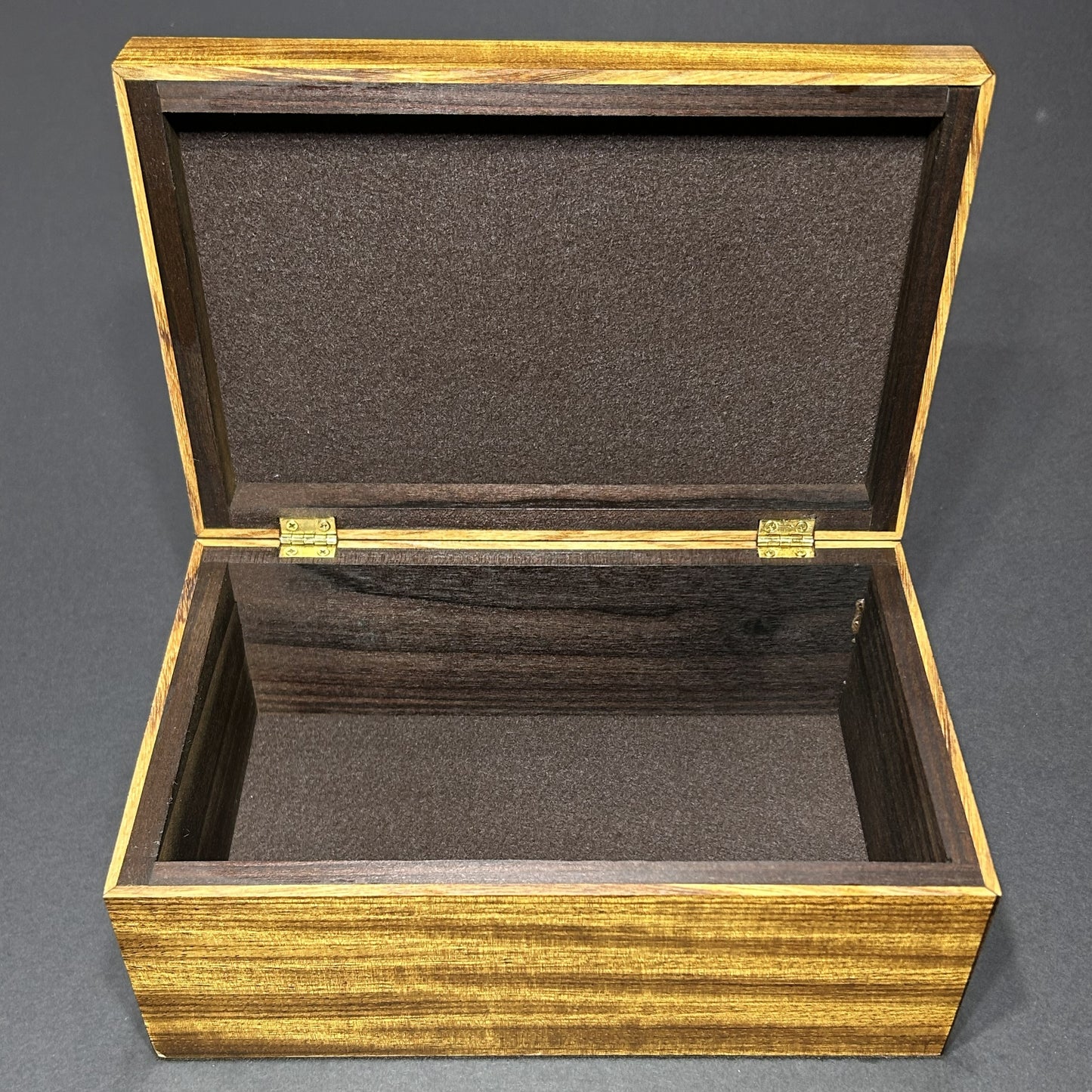 Quartersawn Zebrawood (L)