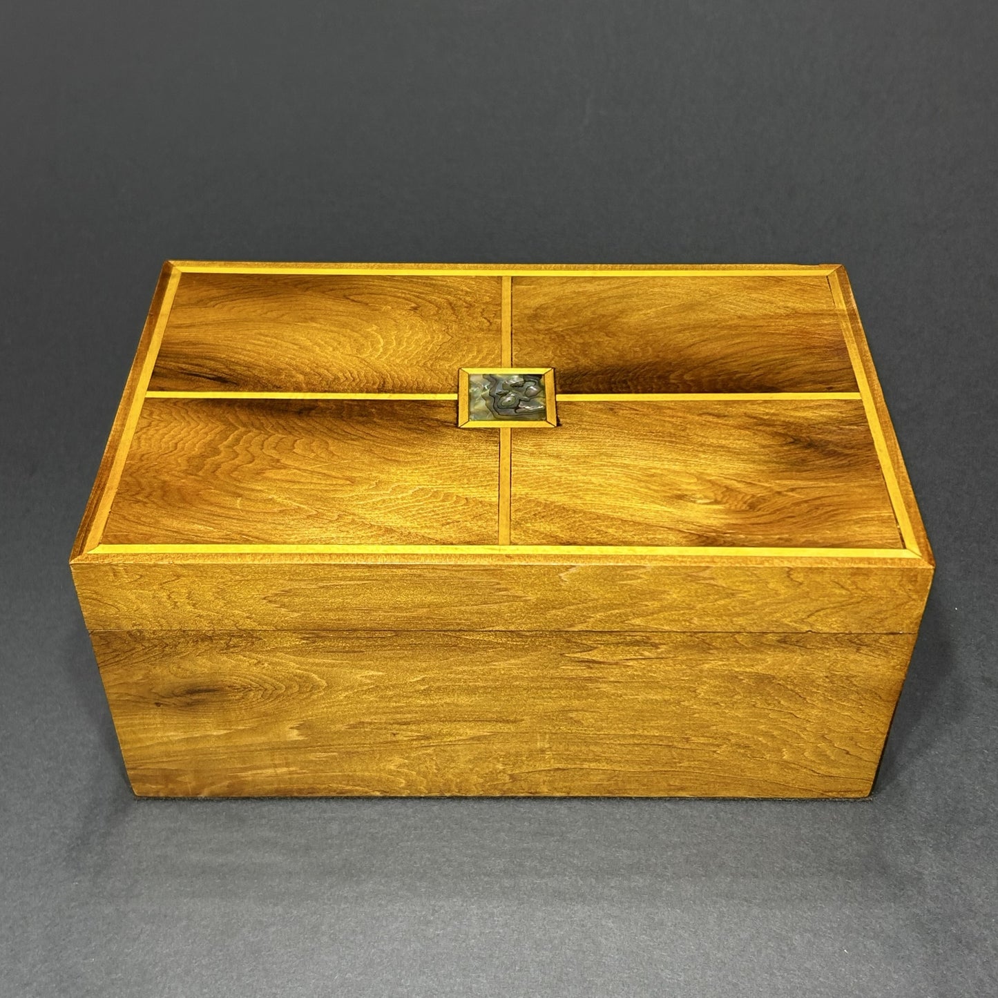 Western Red Cedar (L)