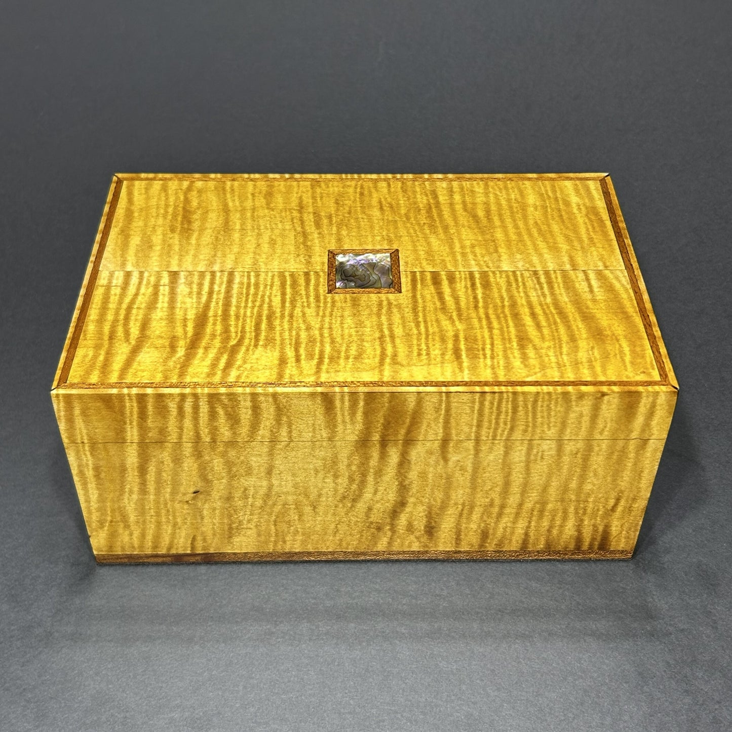 Flamed Western Maple (L)