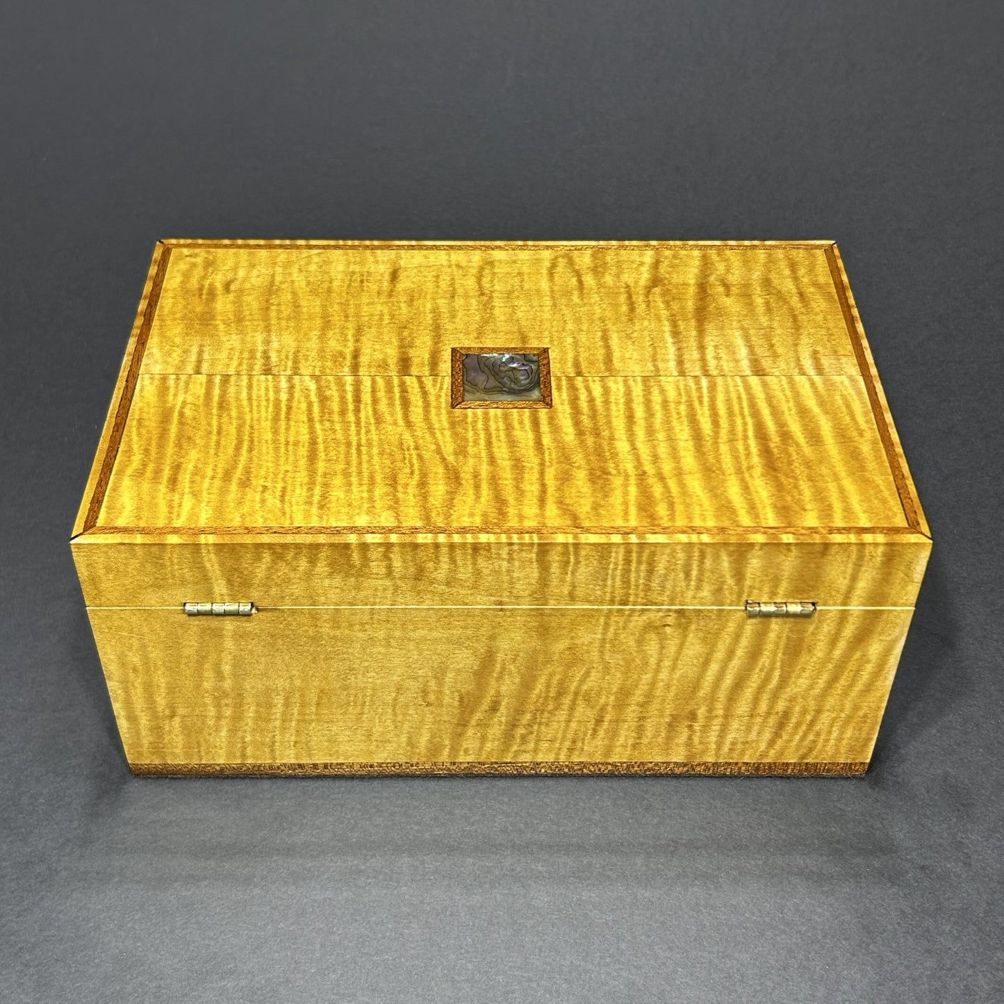 Flamed Western Maple (L)