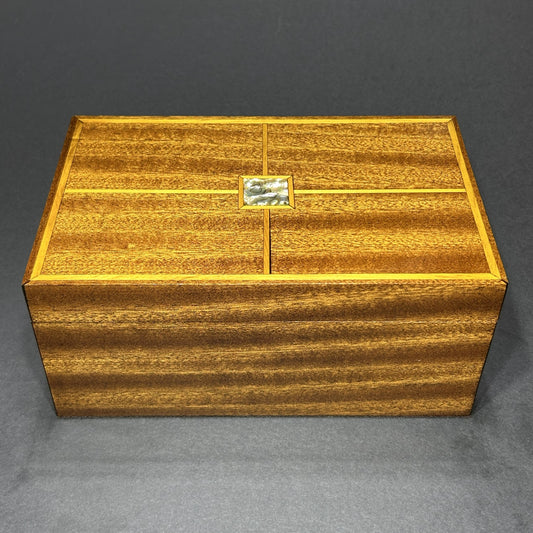 Quartersawn Sapele (L)