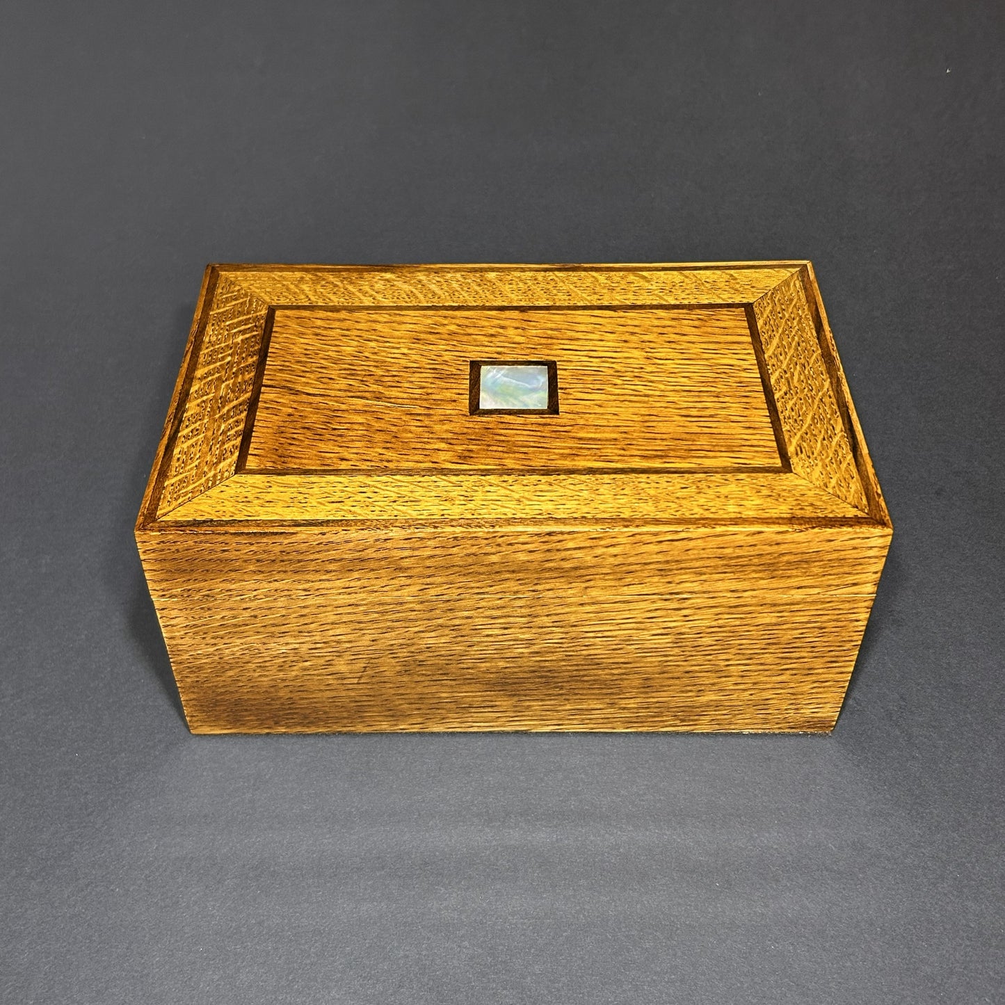 Quartersawn White Oak (William Penn)