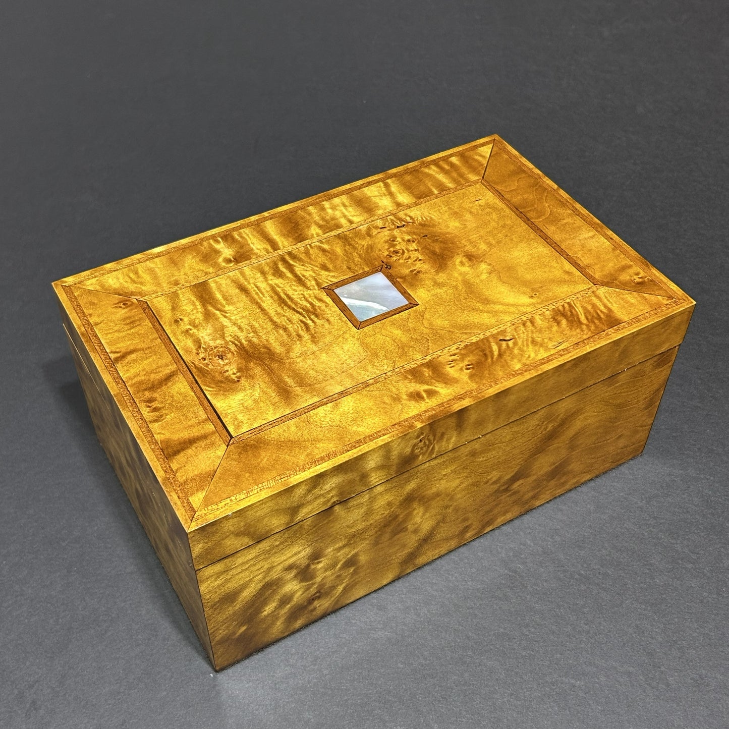 Quilted Western Maple