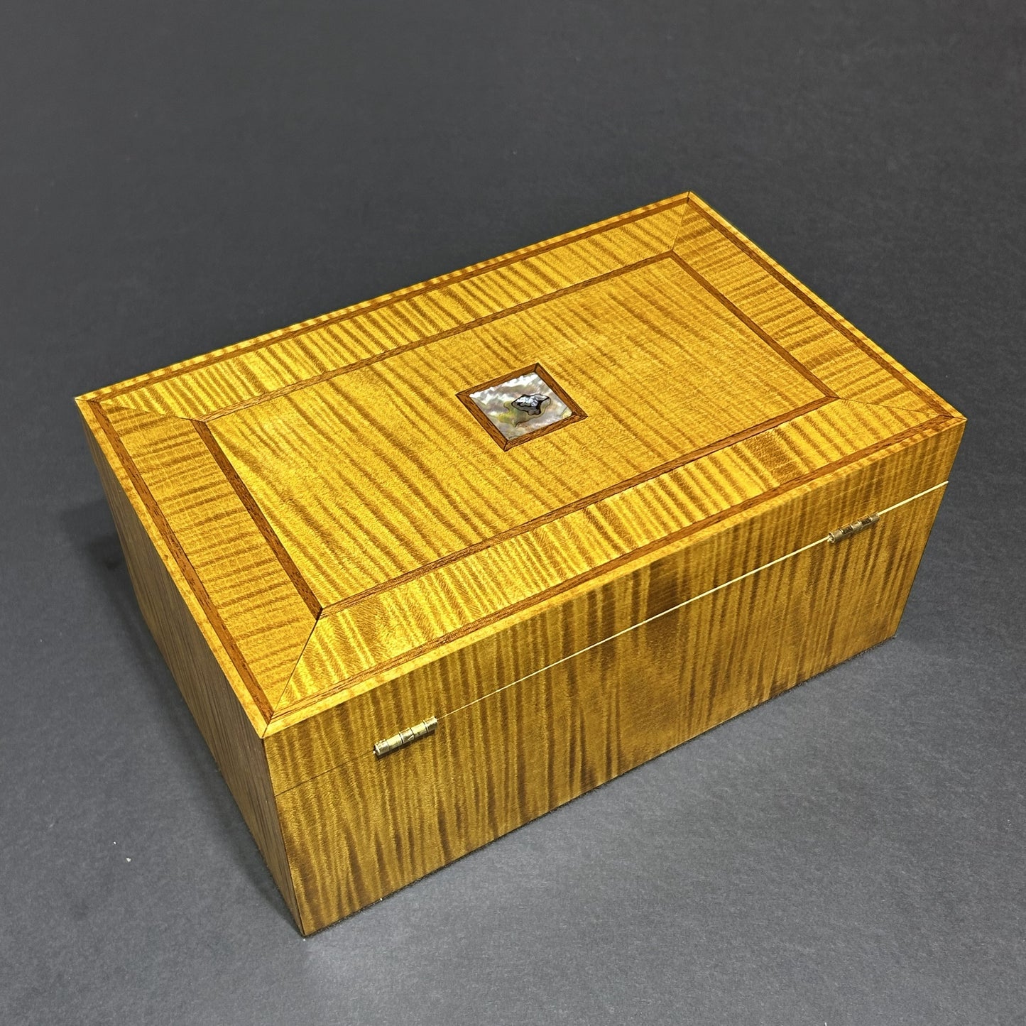 Flamed English Sycamore