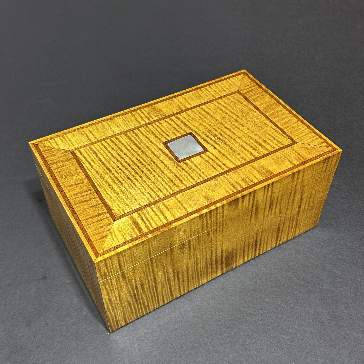 Flamed English Sycamore