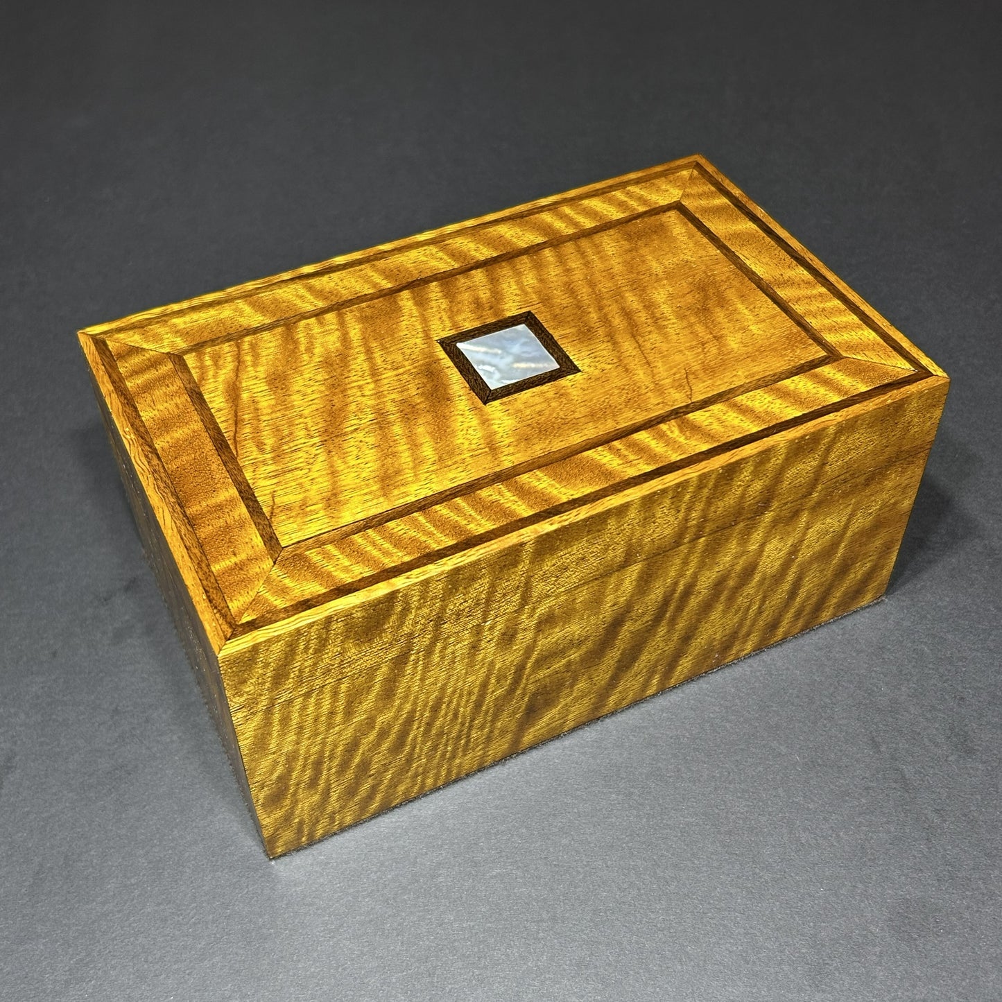 Quartersawn Movingui