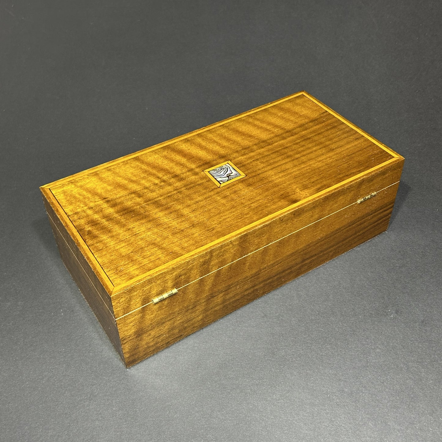 Flamed Balck Walnut