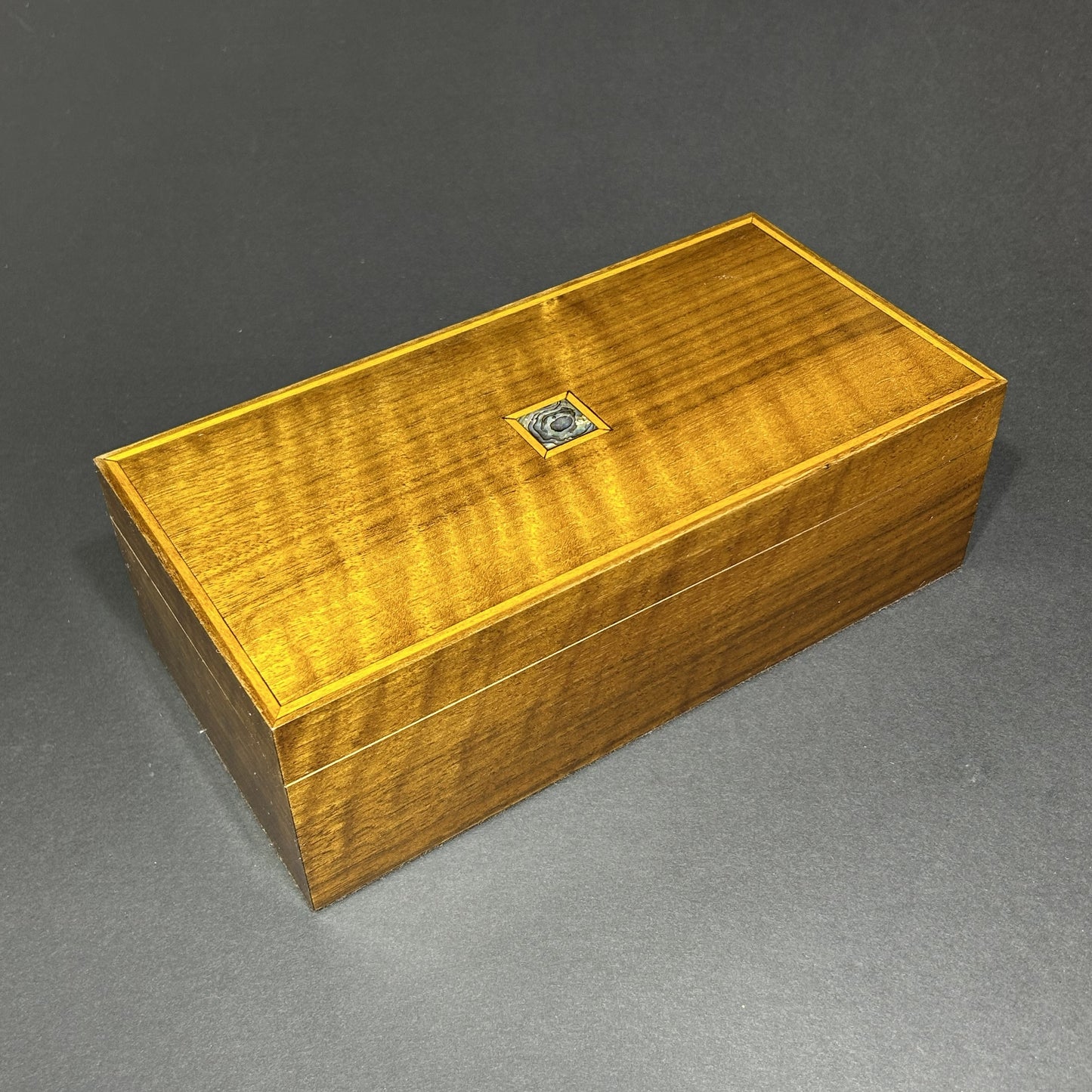 Flamed Balck Walnut