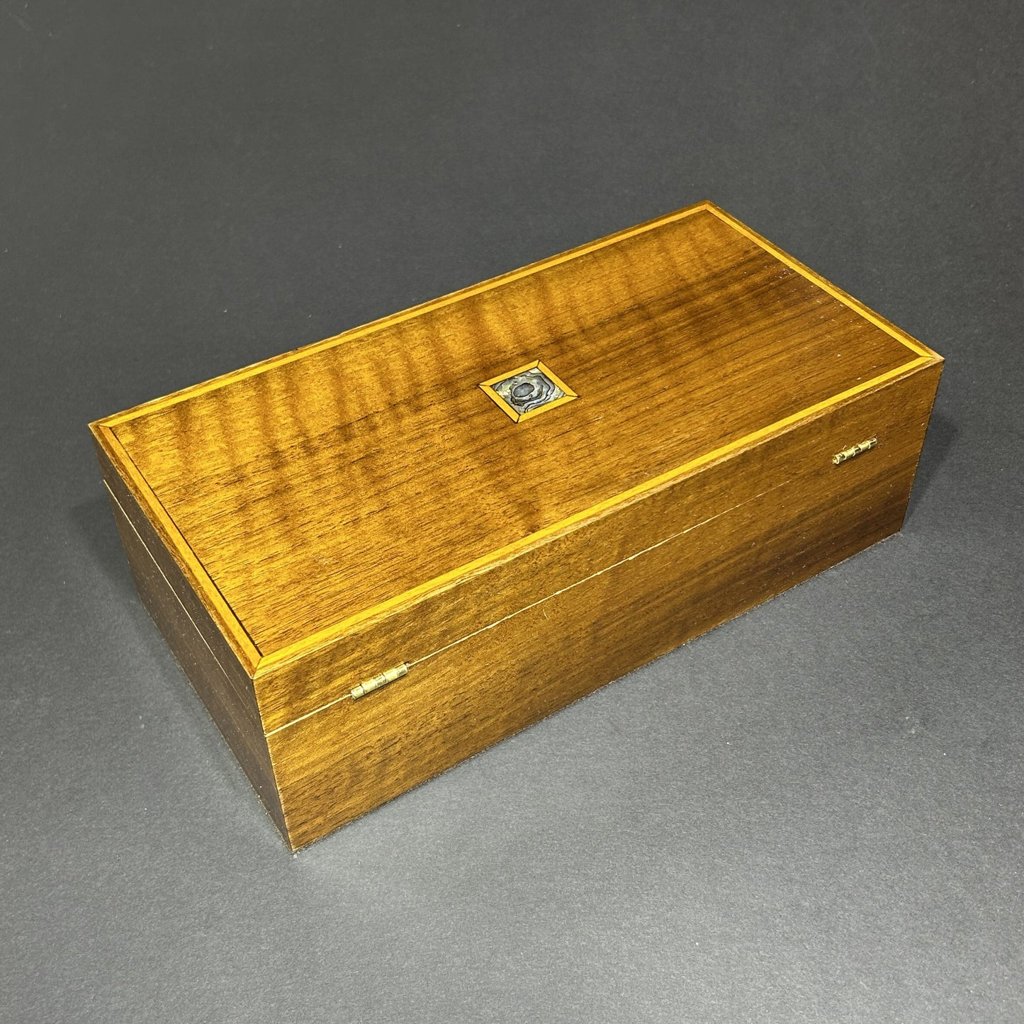Flamed Balck Walnut