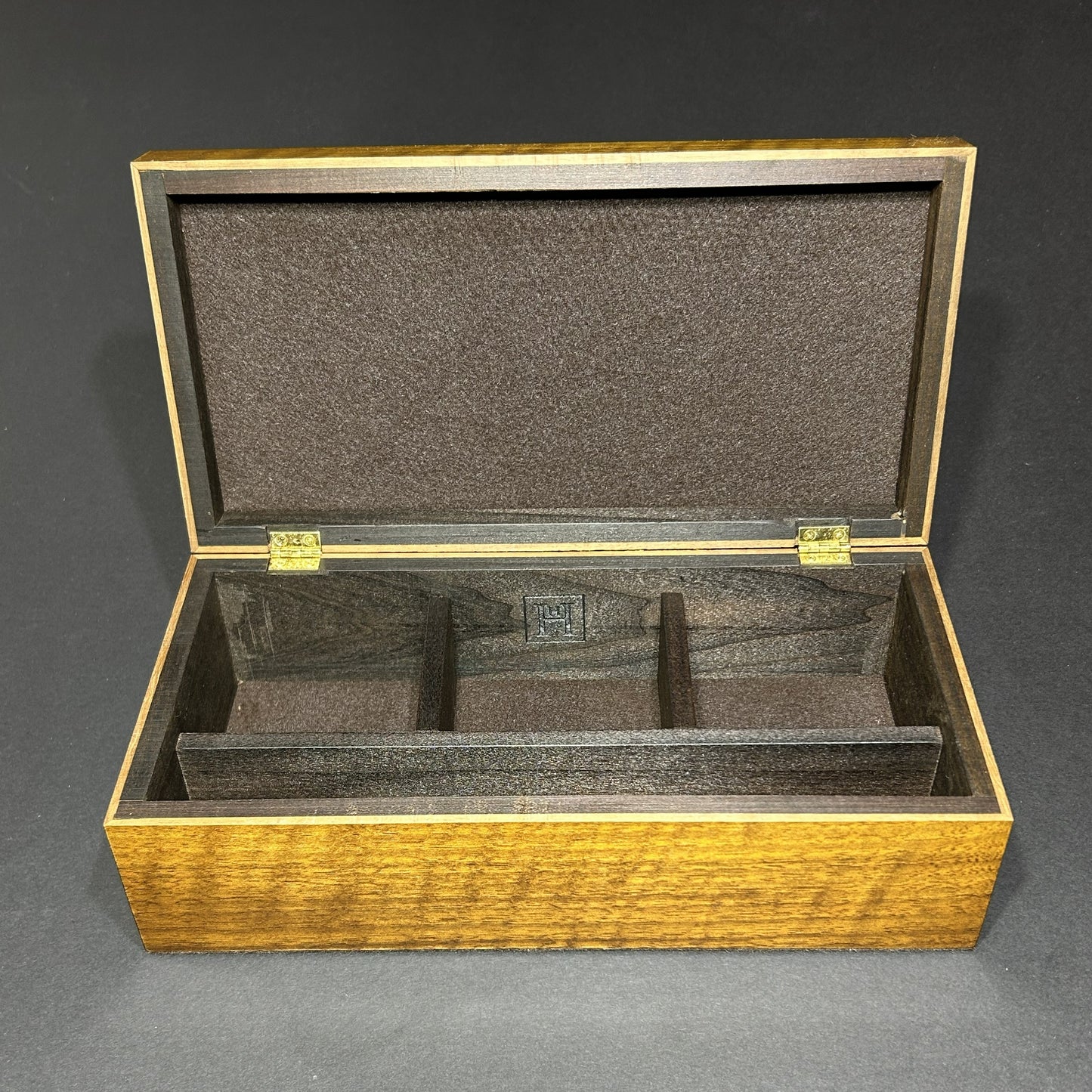 Flamed Balck Walnut