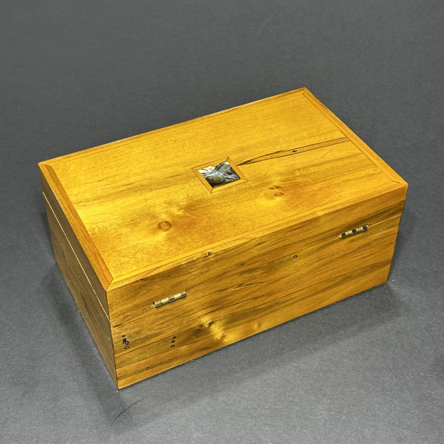 Ambrosia Maple